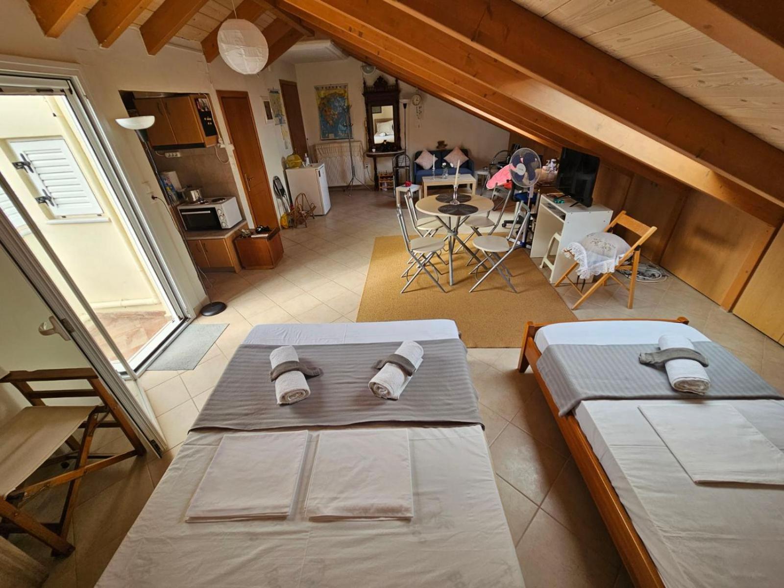 Ab -15 Meters Over The Sea Apartment *